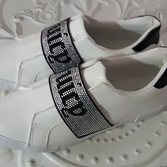 JUICY COUTURE  Sneakers Size 8  NEW - Picture 3 of 5